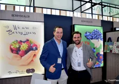 Pablo González y Manuel Cerpa, de BerryDealer, comercializadores de frutos rojos.